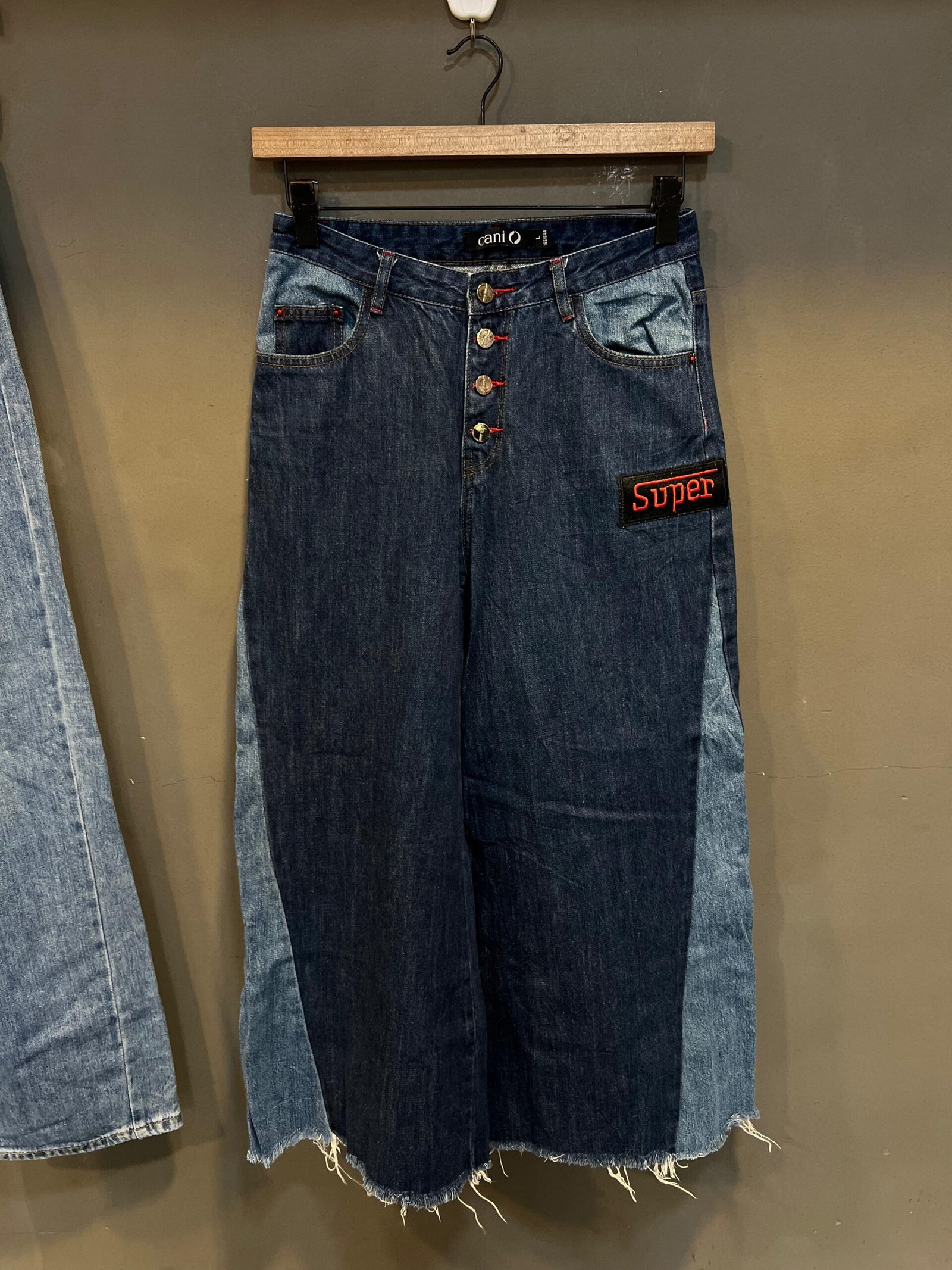 KOREAN IMPORTED JEANS size - 28 - 30