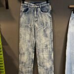 KOREAN IMPORTED JEANS size - 28 - 30