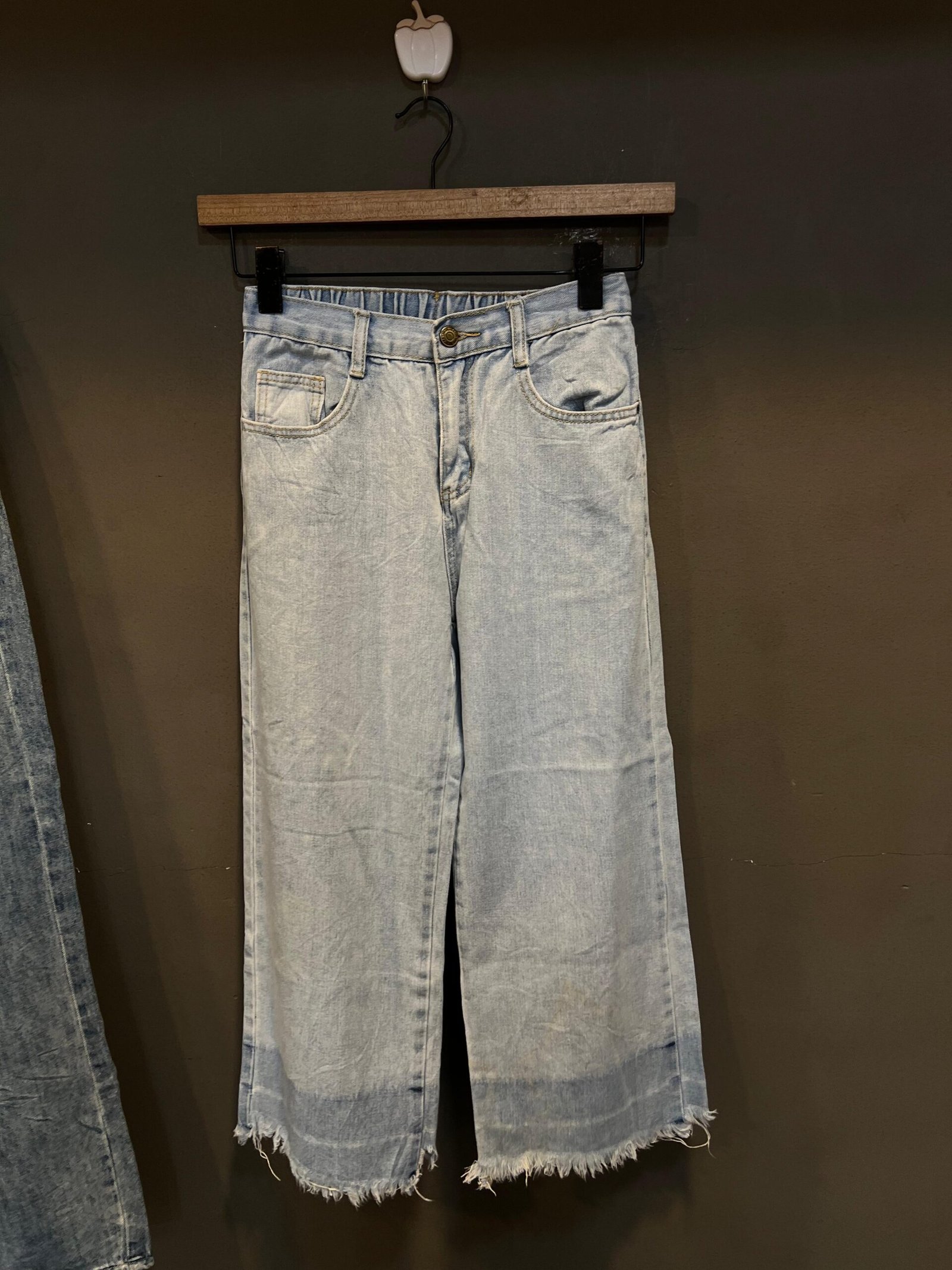 KOREAN IMPORTED JEANS size - 28 - 30