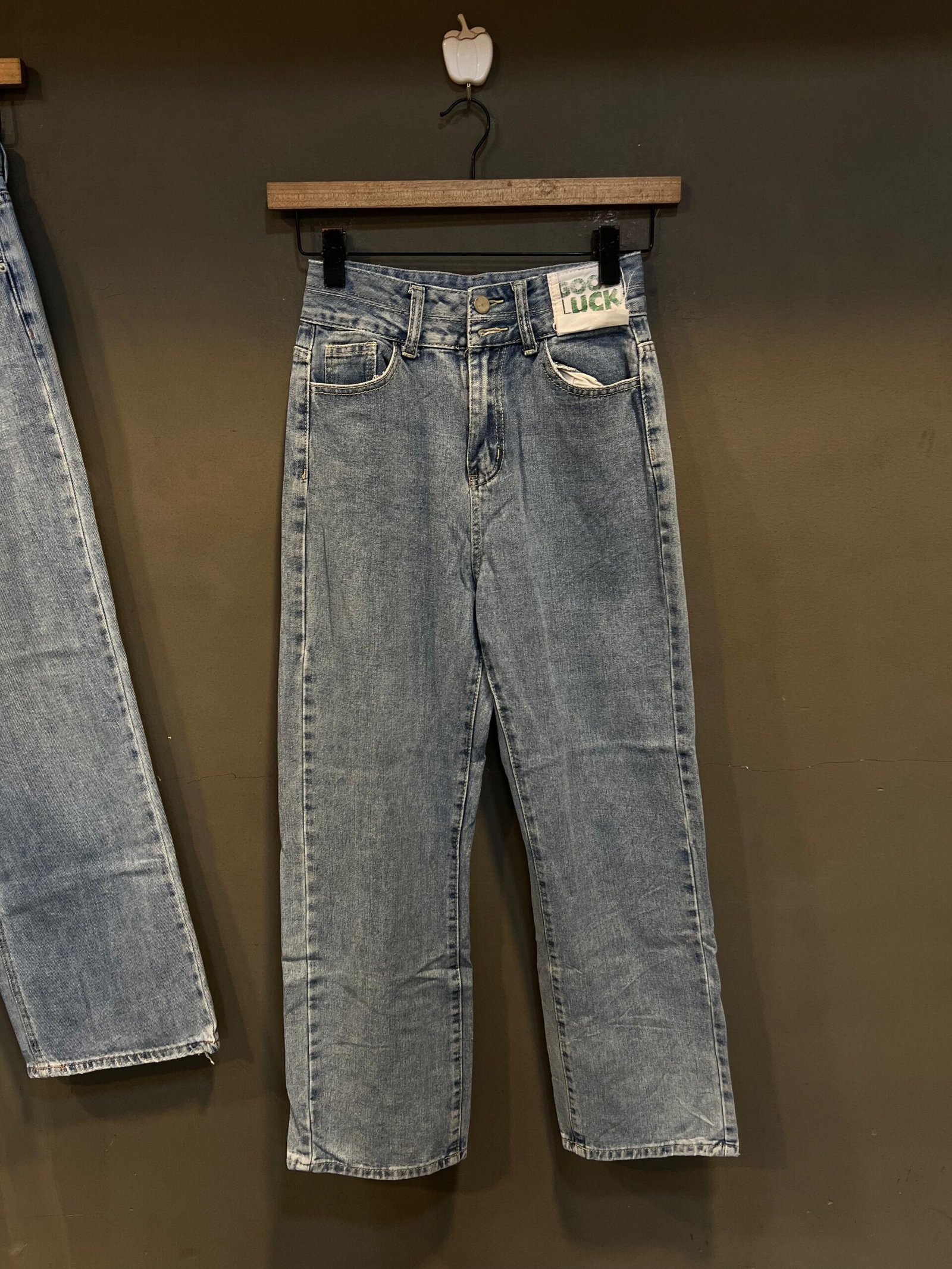 KOREAN IMPORTED JEANS size - 28 - 30