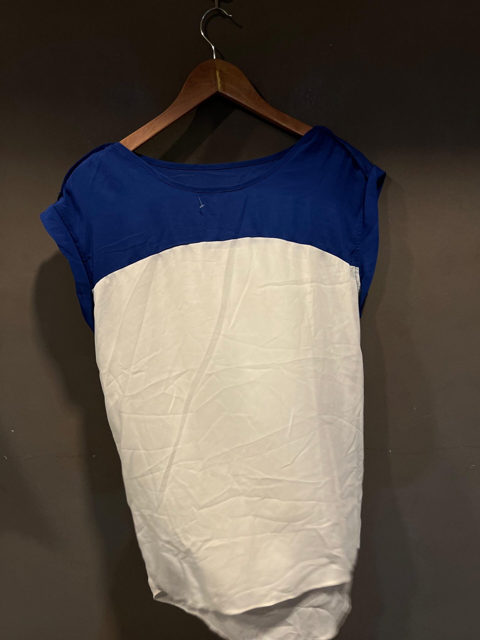 KOREAN SLEEVE LESS TOP size - F