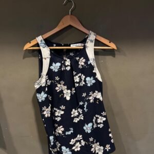 KOREAN SLEEVE LESS TOP size - F