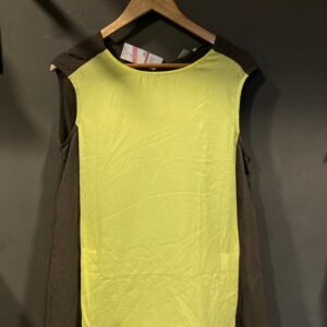 KOREAN SLEEVE LESS TOP size - F