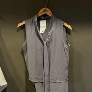 KOREAN SLEEVE LESS TOP size - F