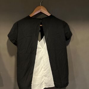 KOREAN SLEEVE LESS TOP size - F