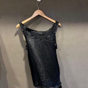 KOREAN SLEEVE LESS TOP size - F