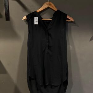 KOREAN SLEEVE LESS TOP size - F