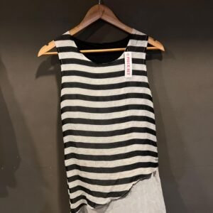 KOREAN SLEEVE LESS TOP size - F