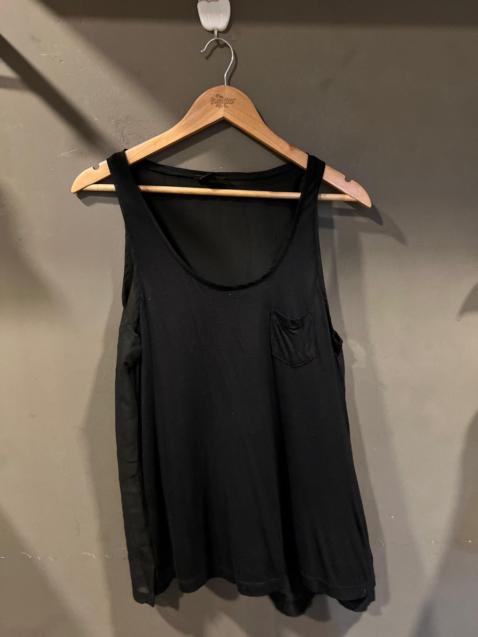 KOREAN SLEEVE LESS TOP size - F