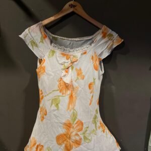 KOREAN SLEEVE LESS TOP size - F