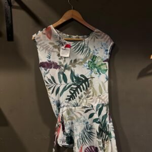 KOREAN SLEEVE LESS TOP size - F