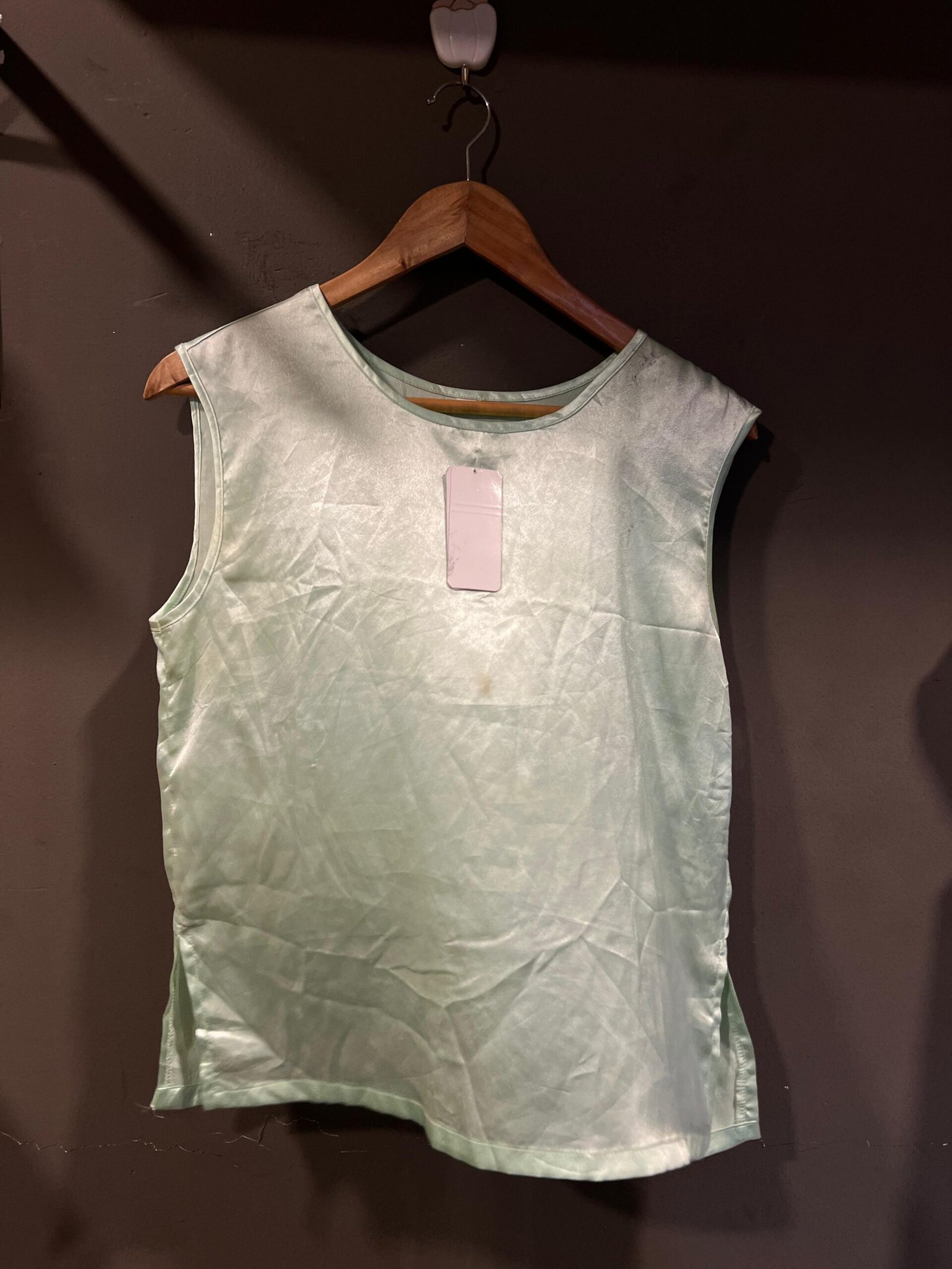 KOREAN SLEEVE LESS TOP size - F