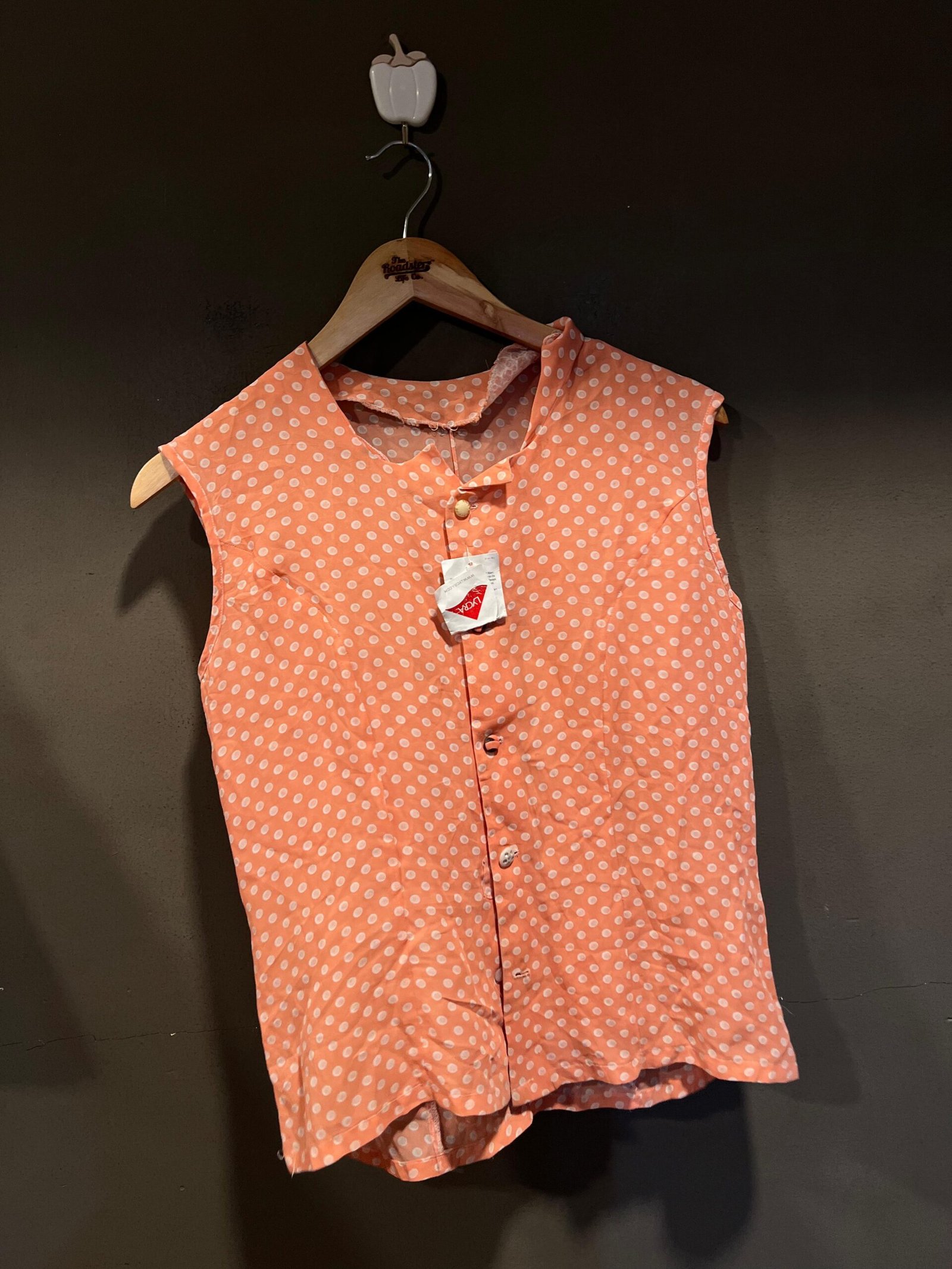 KOREAN SLEEVE LESS TOP size - F